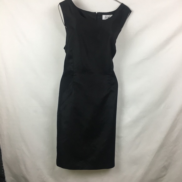 Le Suit Dresses & Skirts - Le Suit Sheath black dress Size (18)